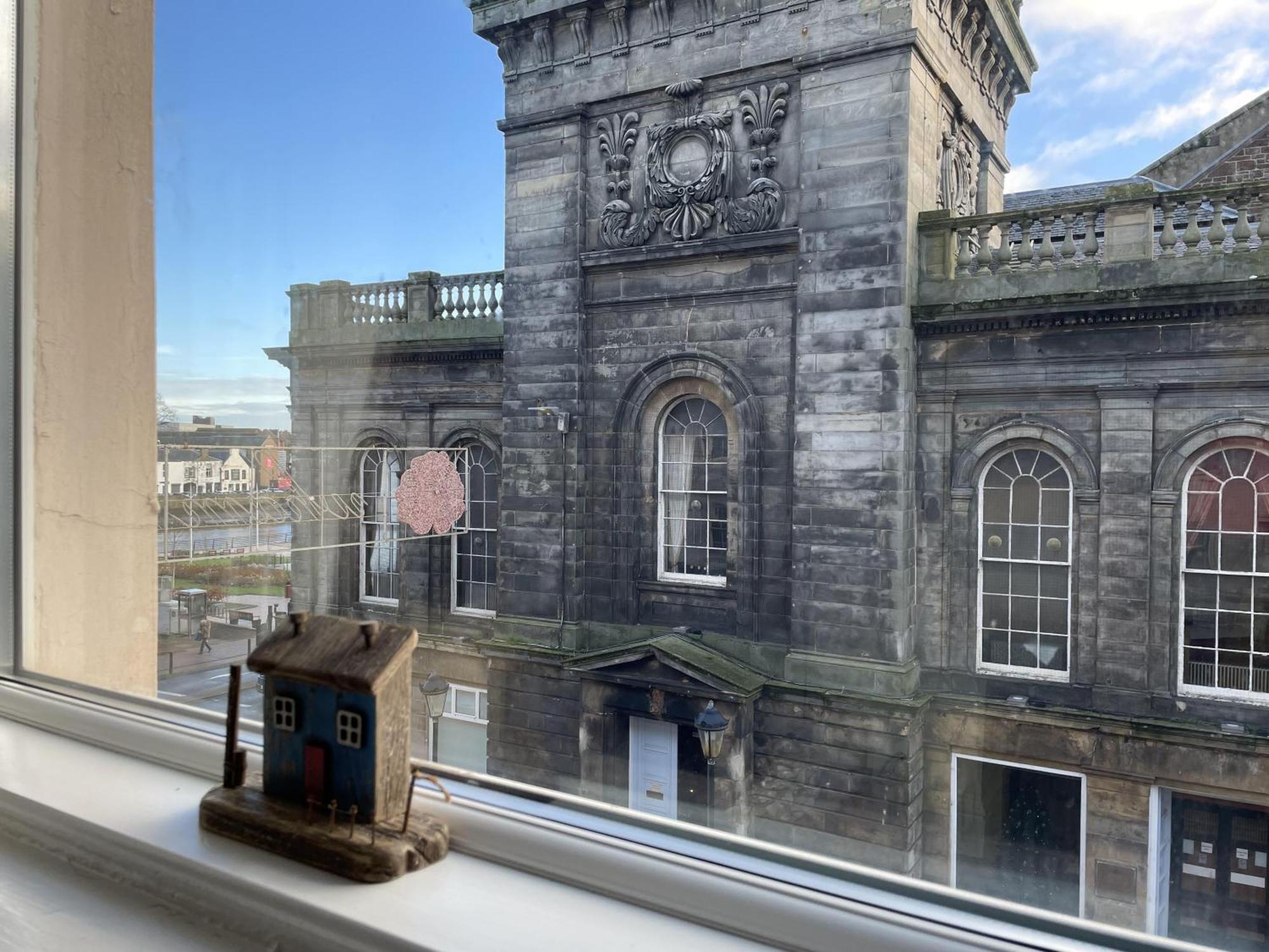 Rose Apartment 2-Bed Town Centre Apartment In Ayr Exterior photo